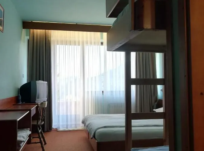 Trojane, Inspiration Of The Green Retreat